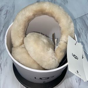 UGG Bluetooth Earmuffs